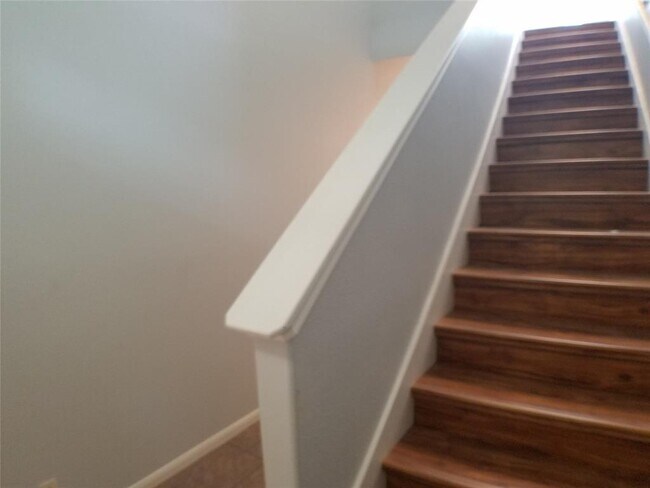 Building Photo - 2500 Allred Dr