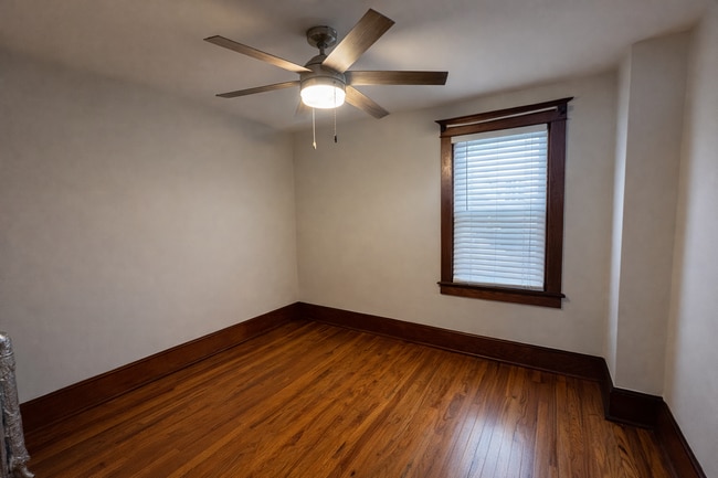 Building Photo - Large 4 bedroom home across from Franklyn Field.