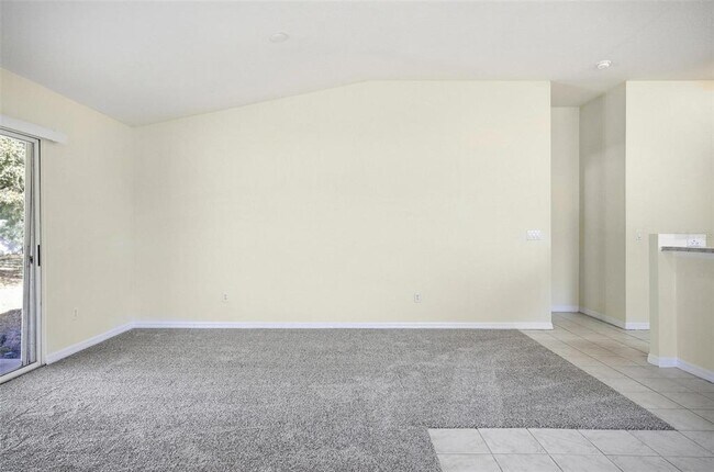 Building Photo - 166 Plainview Dr