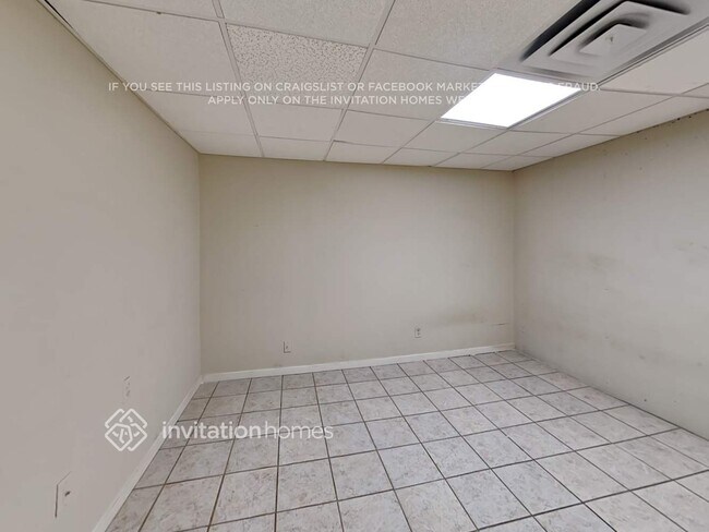 Building Photo - 5351 Tanager Terrace SW
