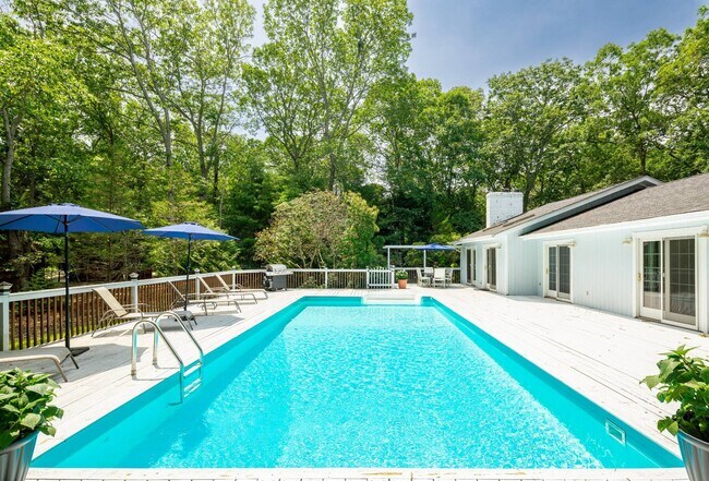 Building Photo - 25 High Point Rd