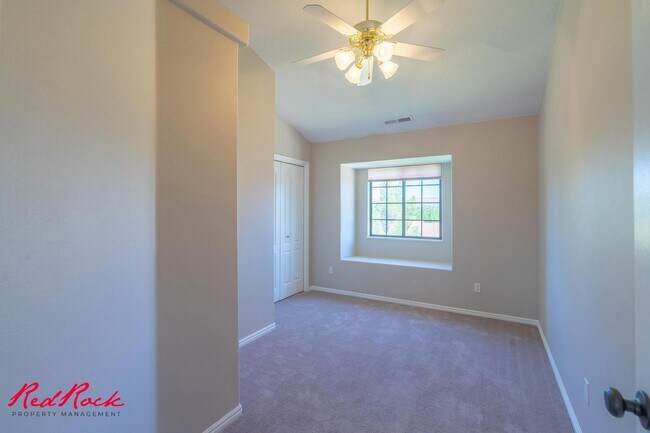 Building Photo - Spacious 6 Bedroom Home with a Balcony!