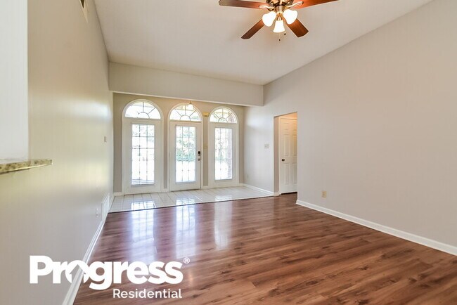 Building Photo - 1031 Leconte Hill Cove