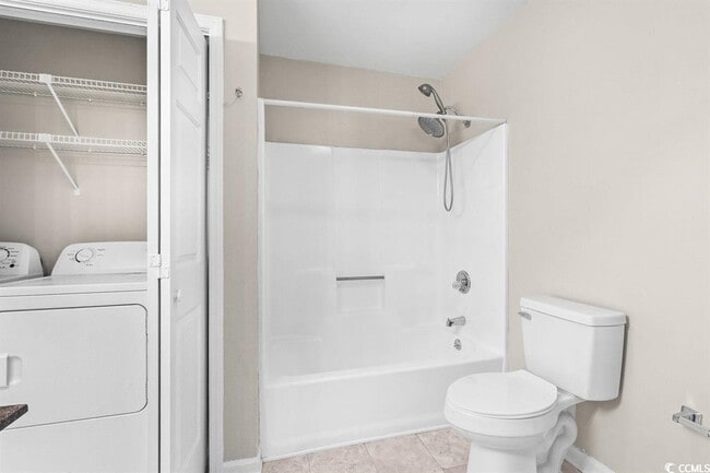 Building Photo - 6517 Valene Ct