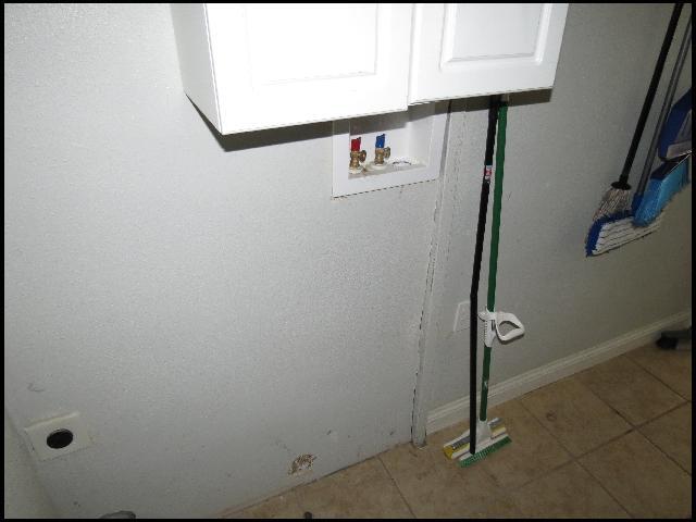 Building Photo - 9216 W 6th St