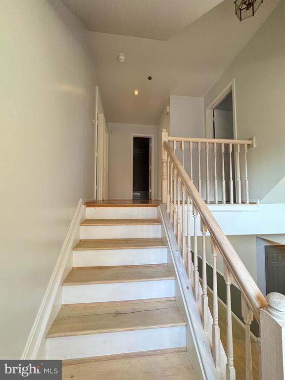 Building Photo - 1713 Leighton Wood Ln