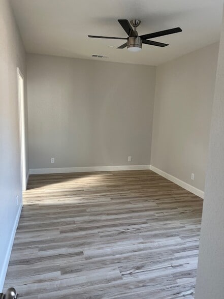 Building Photo - 316 Linden St