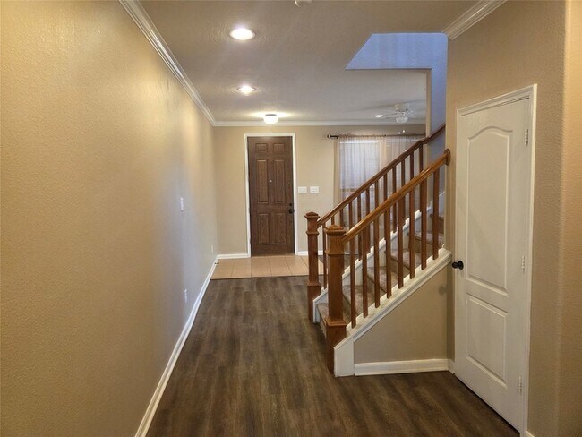 Building Photo - 19510 Dunlay Springs Dr