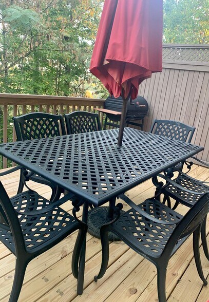 Deck - 1624 Caswell Pkwy