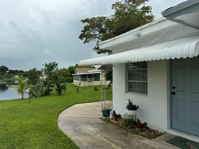 Building Photo - 9602 NW 72nd St