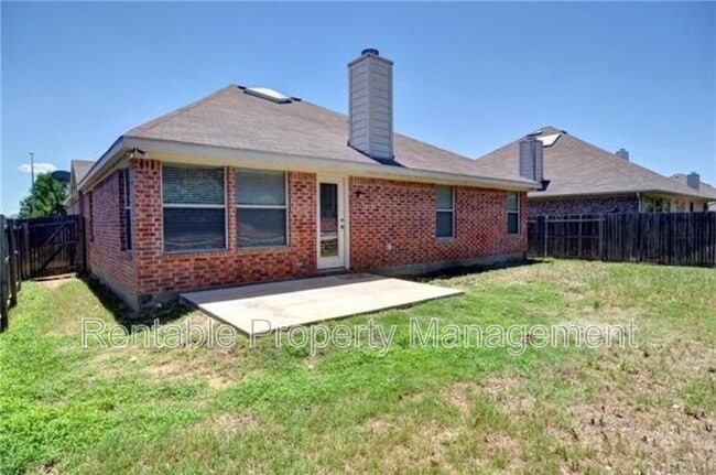 Building Photo - 4948 Sunset Ridge Dr