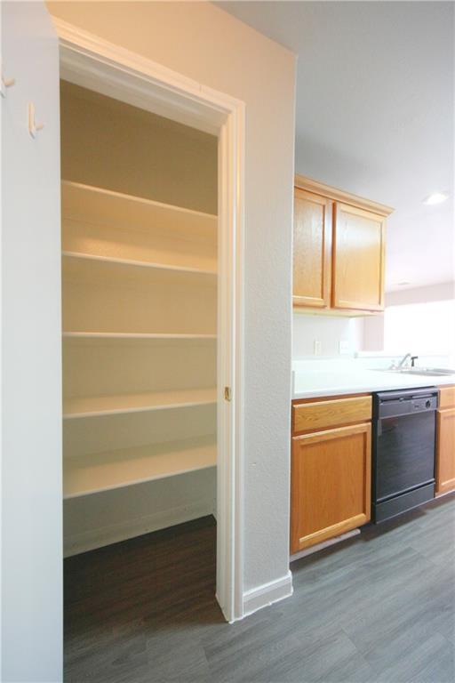 Building Photo - 2874 Southampton Way