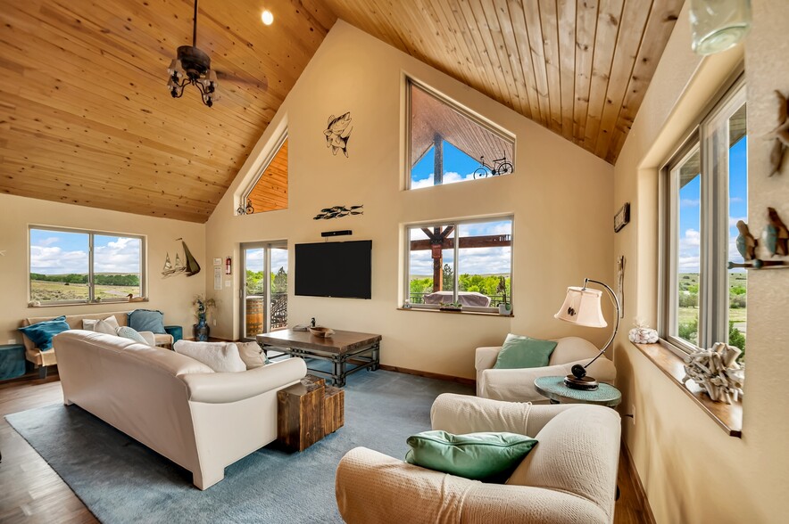 Building Photo - 13391 Sunny Slope Rd