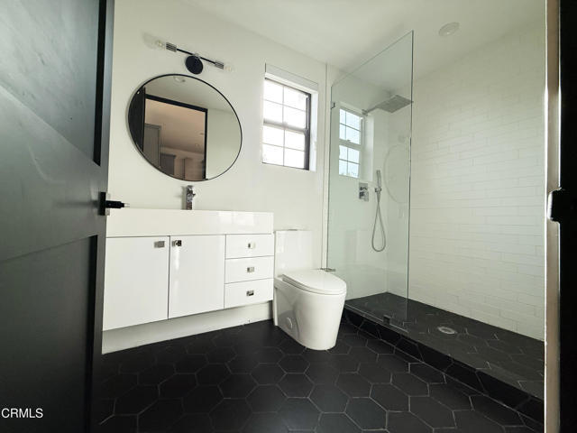 Building Photo - 2412 Norwalk Ave