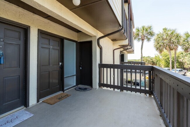 Building Photo - 5650 A1A S