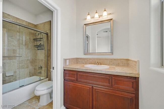 Building Photo - 31 Via Mantova