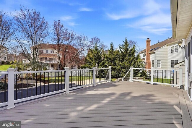 Building Photo - 19925 Interlachen Cir