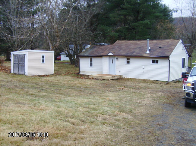 Building Photo - 60 Old Nanticoke Rd