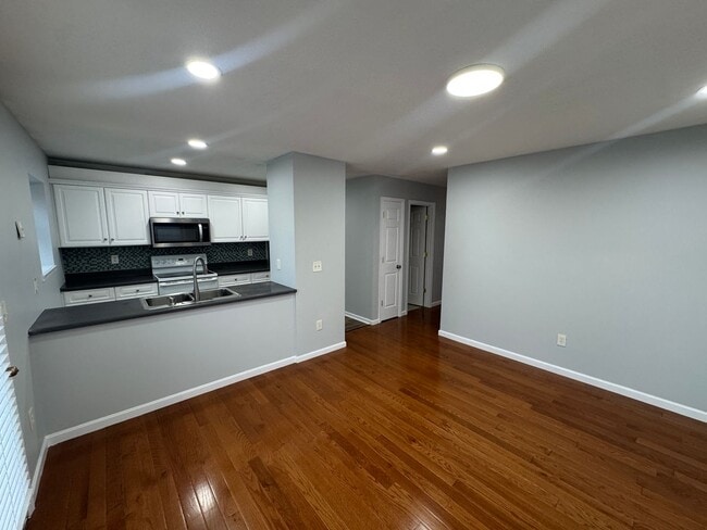 Building Photo - 1422 Founders Way