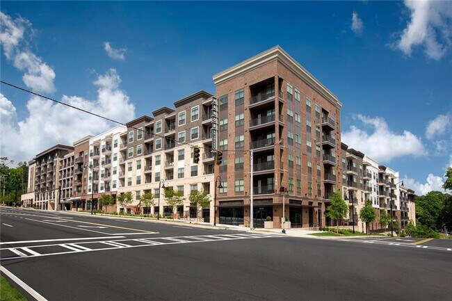 Building Photo - 5180 Peachtree Blvd