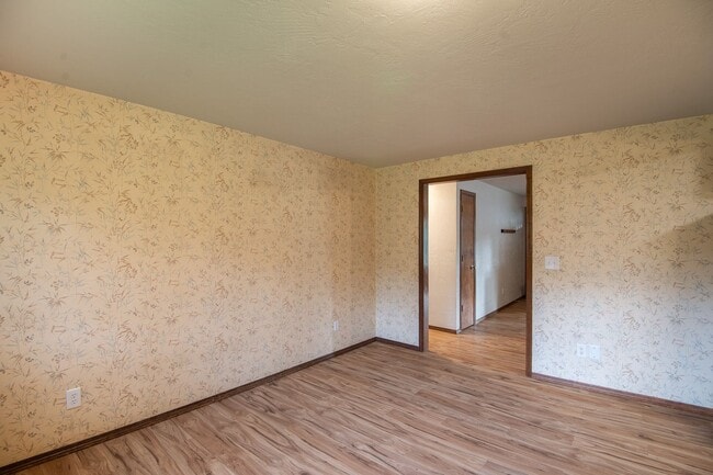Building Photo - 3 bed, 2 bath Single-level home in Stayton, Oregon