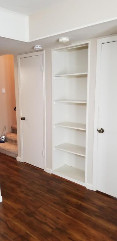 Building Photo - 2012 Court Pl