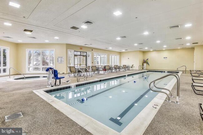 Building Photo - 8612 Wintergreen Ct