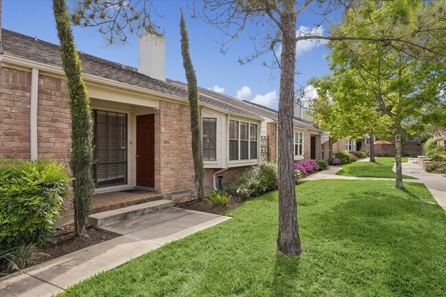 Building Photo - 12625 Memorial Dr