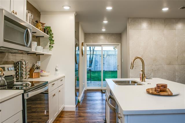 Building Photo - 5602 Mesa Cir