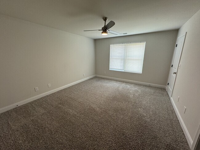 Building Photo - 103 Woodsbrook Pl SW