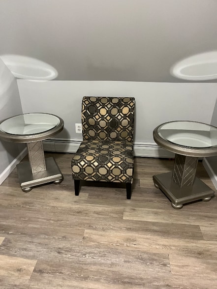 Building Photo - 205 Southampton St