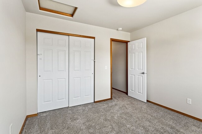 Building Photo - Non-Refundable & Security Deposit Total: $2600.00