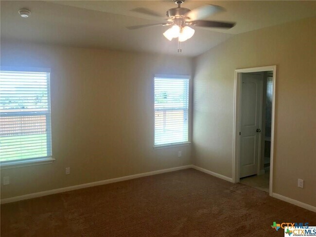 Building Photo - 2282 Falcon Way