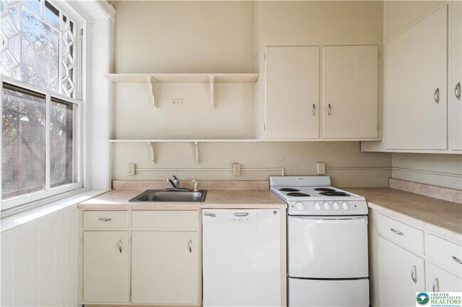 Building Photo - 426 Heckewelder Pl