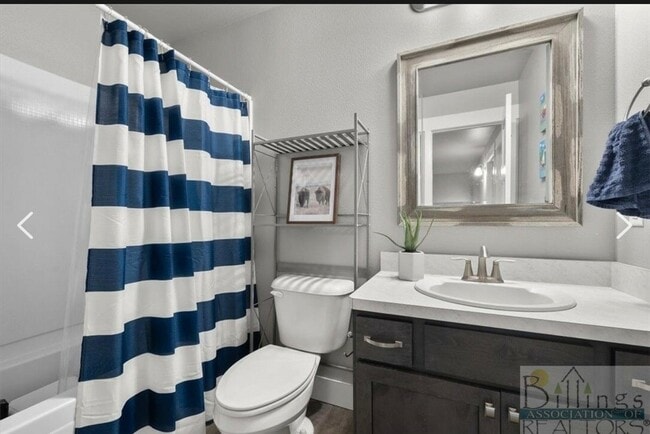 Building Photo - 1831 Island View Dr