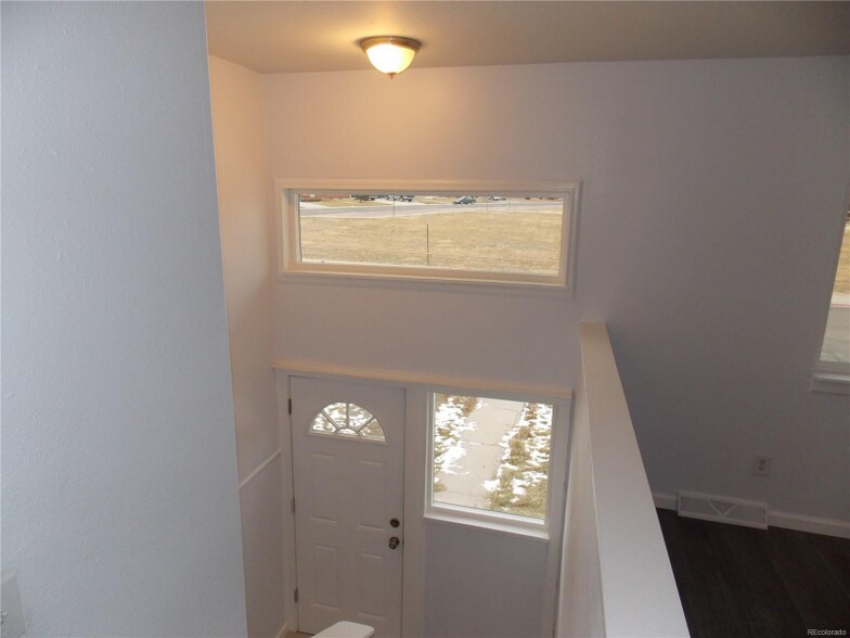 Building Photo - 3618 E 91st Ave