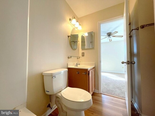 Building Photo - 45288 Rumsford Ln