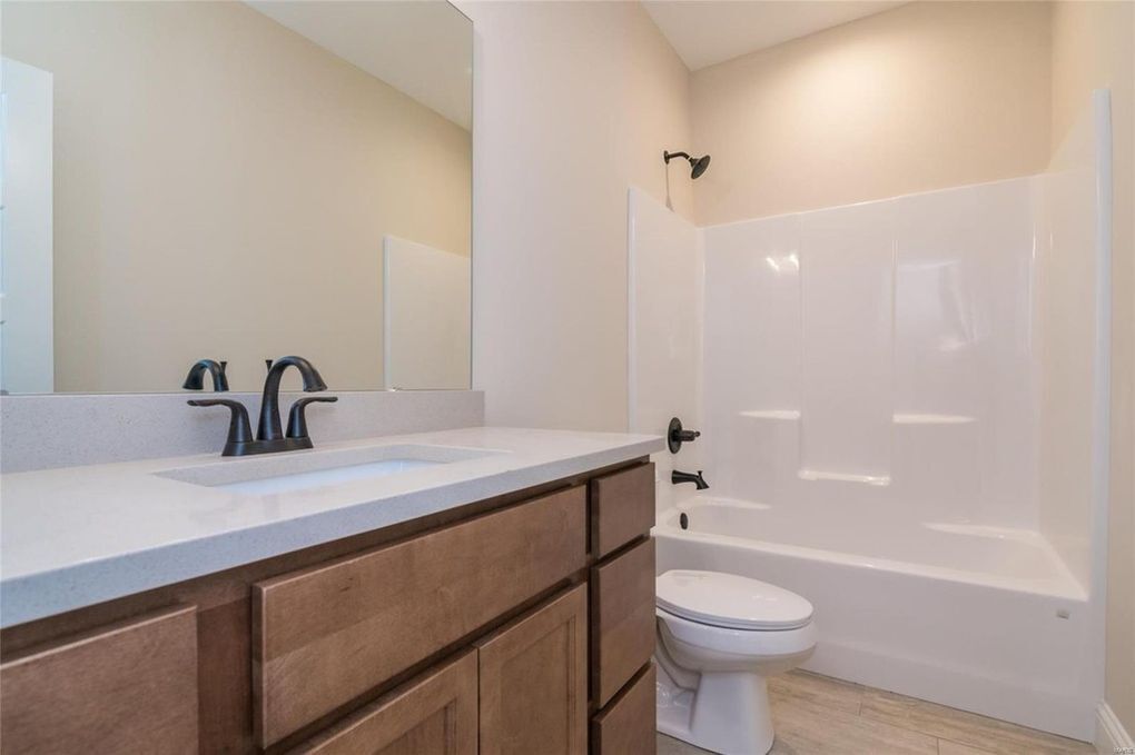 Building Photo - 200 Smola Woods Ct