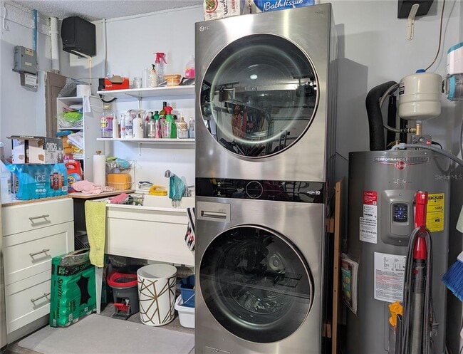 Building Photo - 3833 101st Terrace N