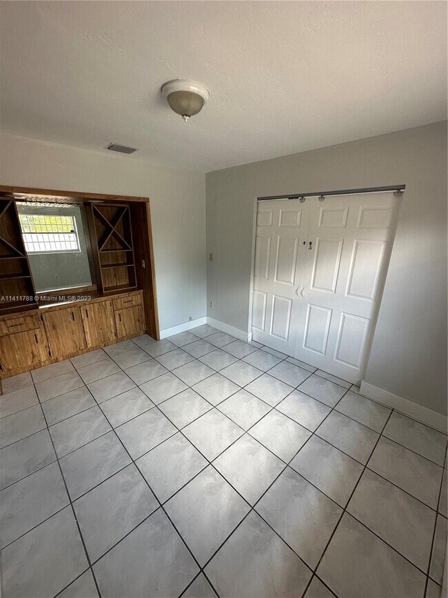 Building Photo - 13125 SW 18th Terrace