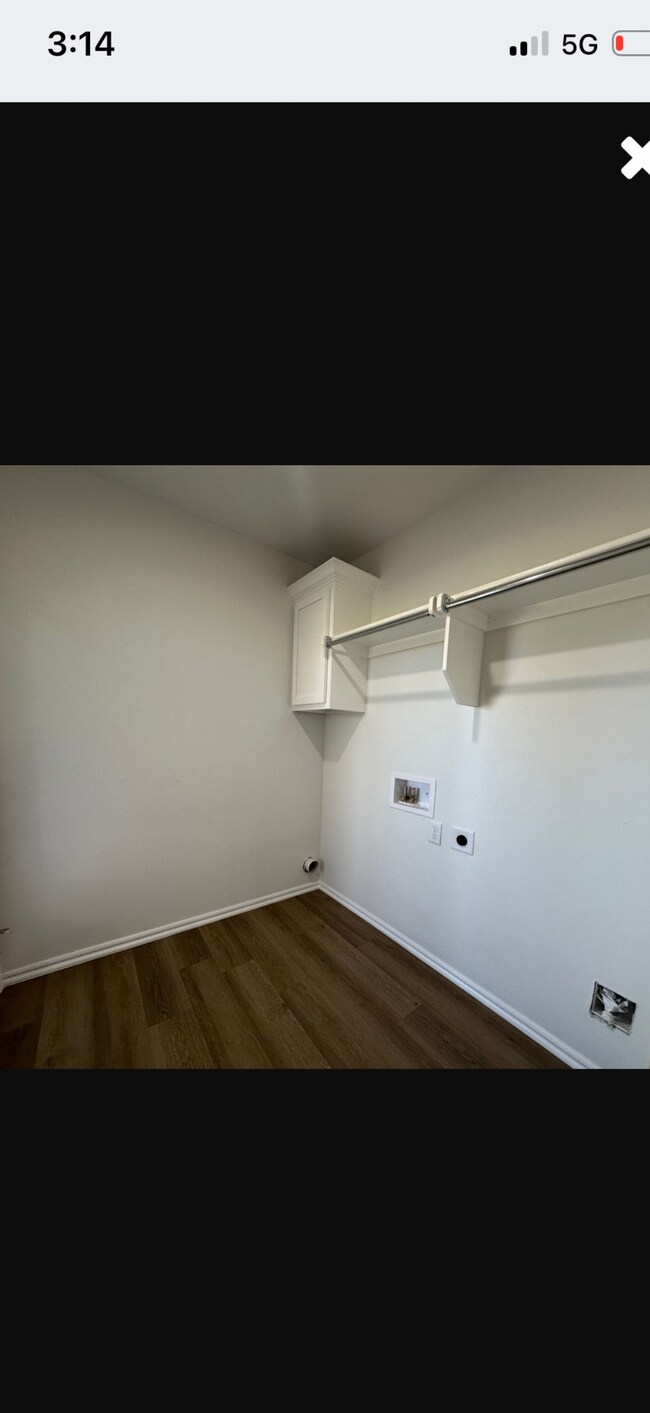 Building Photo - 11518 N University Ave