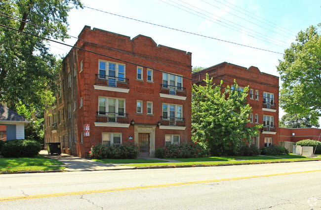 Primary Photo - Noble Villa Apartments