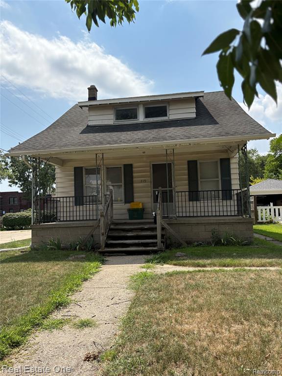 Building Photo - 319 W Parent Ave