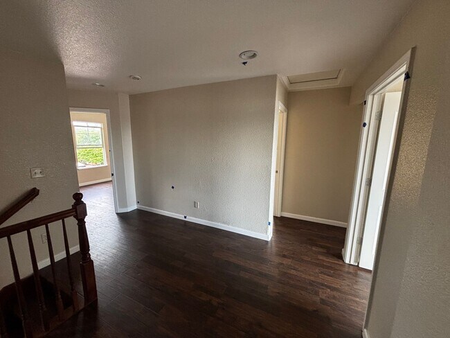Building Photo - Newly Built Madera 4/3