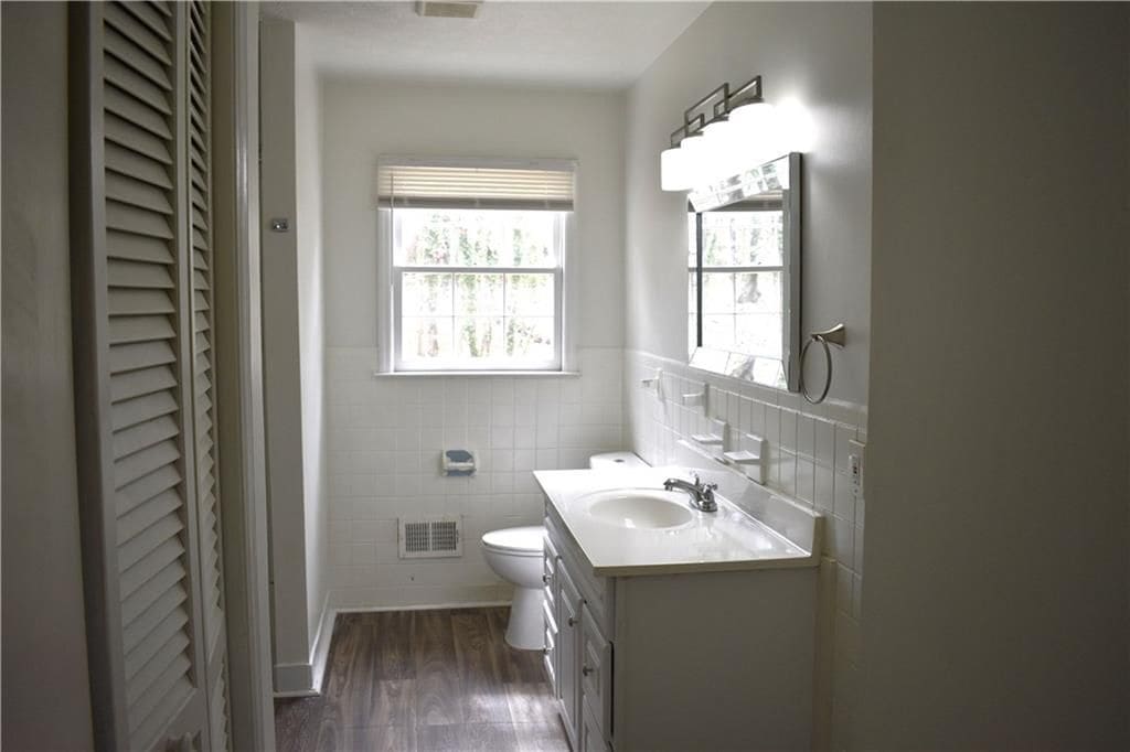 Building Photo - 2576 Peyton Woods Trail SW