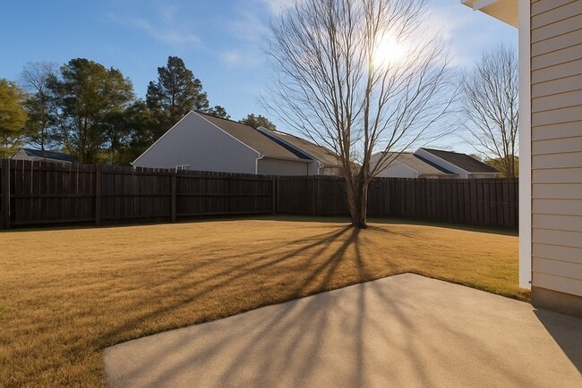 Building Photo - 1712 Summerwoods Ln