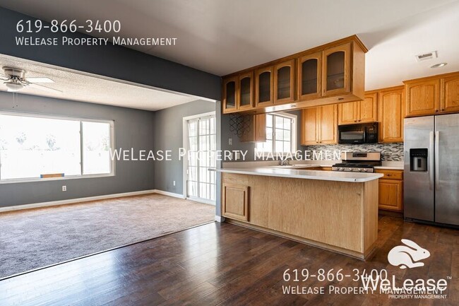 Primary Photo - 9610 W Hartland Cir