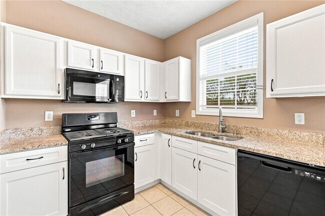 Building Photo - 3063 Kentmere Dr