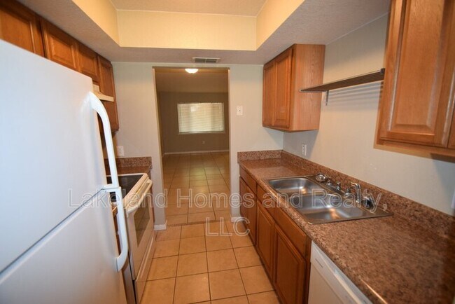 Building Photo - 2237 Bordeau Ct