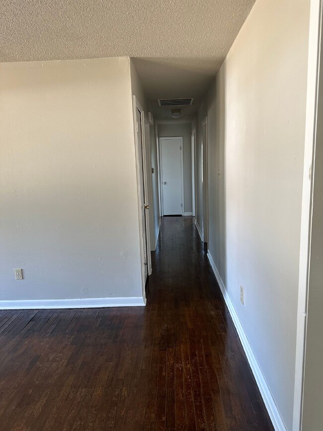 Building Photo - "Charming 3-Bedroom Home in Brookland - Co...
